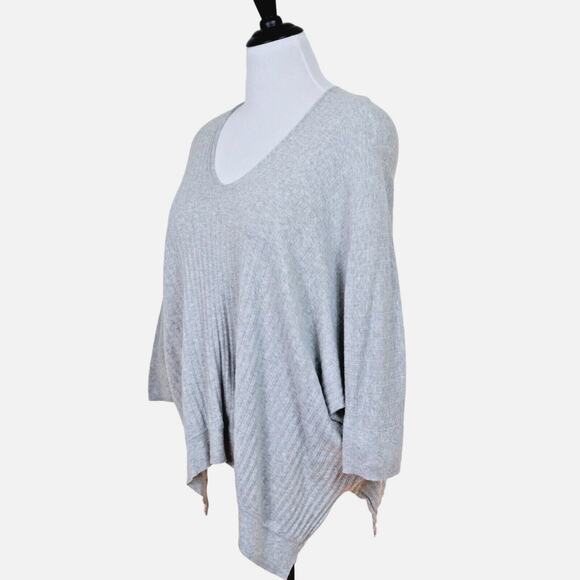 Cabi Size M Watson Pullover Sweater 5451 Double V Neck Light Gray - Picture 3 of 10